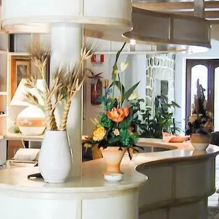 Cavour Hotel 3*