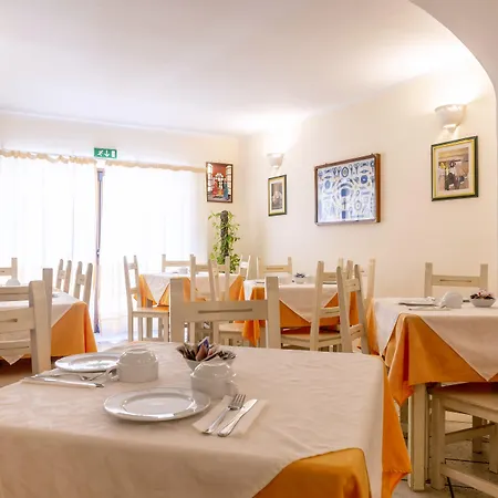 Cavour Hotel 3*