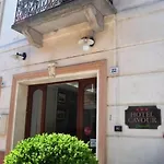 Hotell Cavour 3*