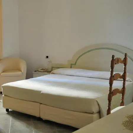 Szálloda Cavour Olbia