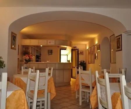 Cavour 3* オルビア