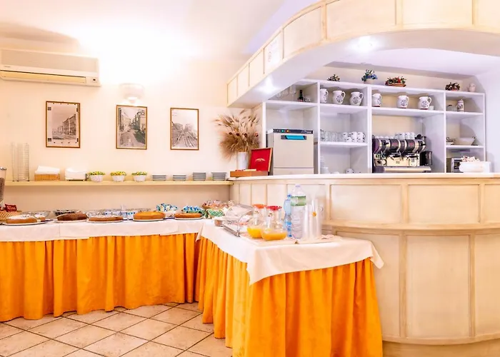 Отель Cavour 3*