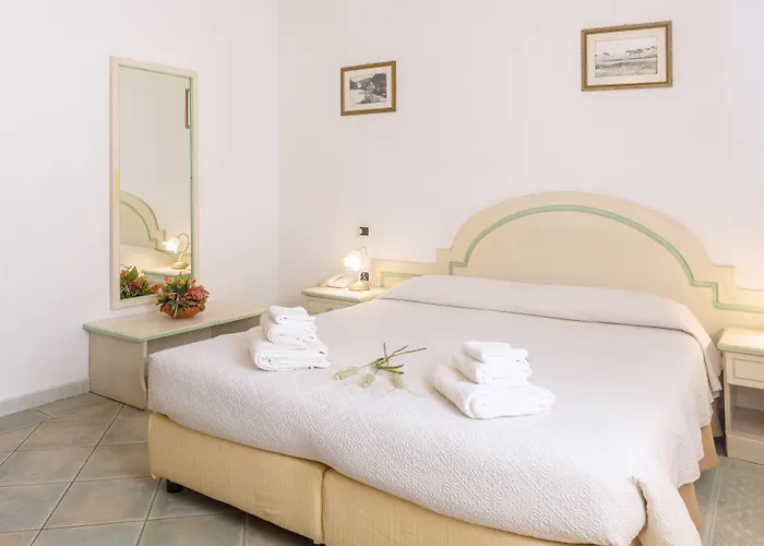 Отель Cavour 3*